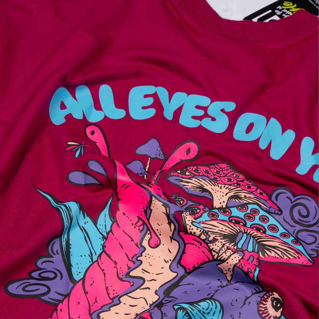 ALL EYES ON ME T-SHIRT